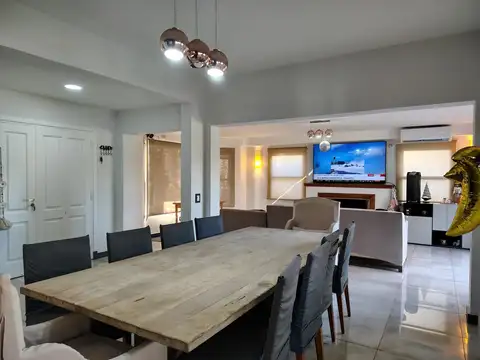 Casa en Venta en Septiembre, USD 360.000