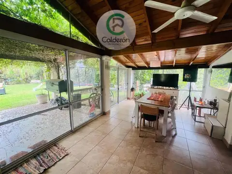 Casa 4 ambientes con 3 baños