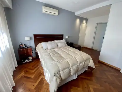 Casa 7 ambientes con 3 baños
