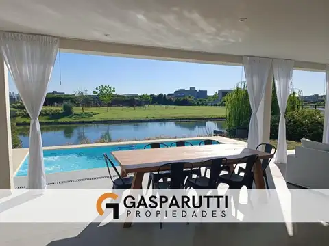 Casa en Venta en Puertos del Lago -Vistas- A la laguna