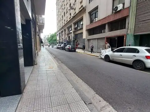 VENTA AMPLIA COCHERA BARRIO MONSERRAT/ZONA CENTRO