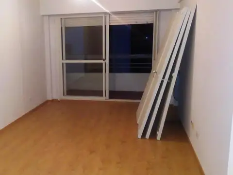 Departamento 5 ambientes con 1 baño