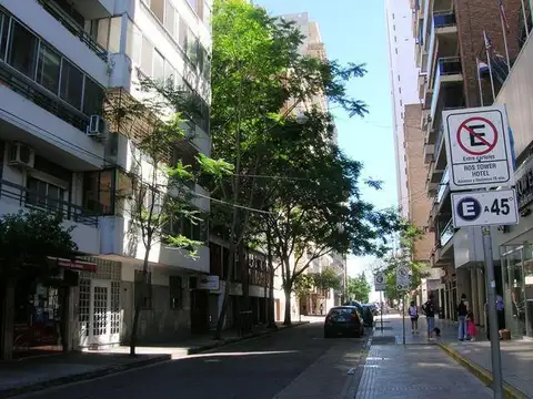 Departamento semipiso en alquiler - 3 dormitorios -  Parque España 