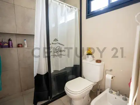 Departamento en Alquiler con 1 cocheras