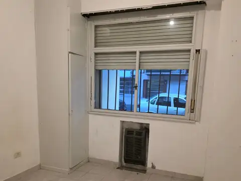 Avenida Boedo 300, Piso PB