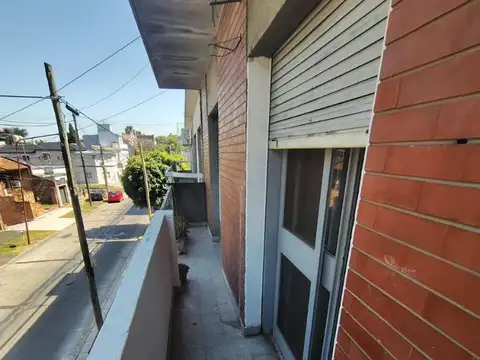 Depto Tipo Casa en Venta en Villa Raffo, USD 105.000