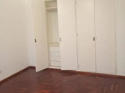 Departamento en Alquiler 50 años