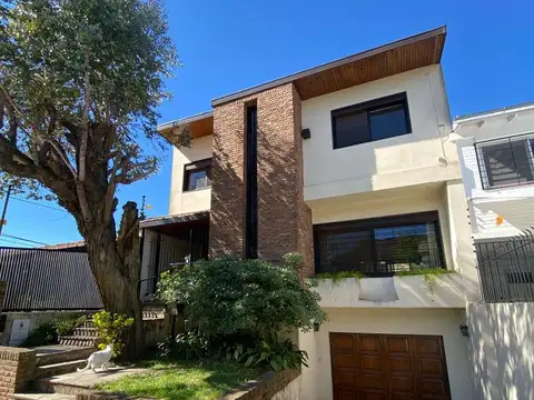 CASA EN VENTA EN MARTINEZ