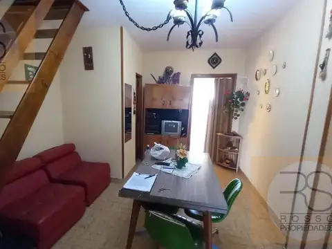Depto Tipo Casa 3 ambientes con 1 baño