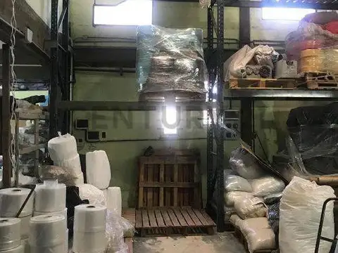 Caaguazu 1600, Piso 0