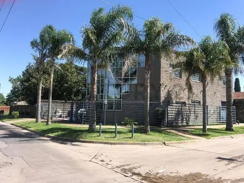 Caaguazu 1600, Piso 0