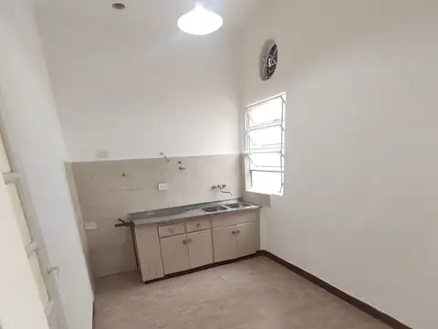 Depto Tipo Casa en Alquiler de 3 ambientes