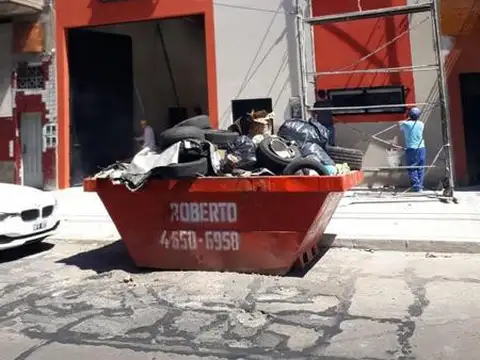 AMPLIO GALPON 350 M2  + VESTUARIO Y OFICINA