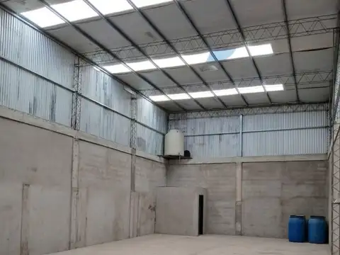 Galpon en Alquiler en Villa Santos Tesei, $ 1.450.000