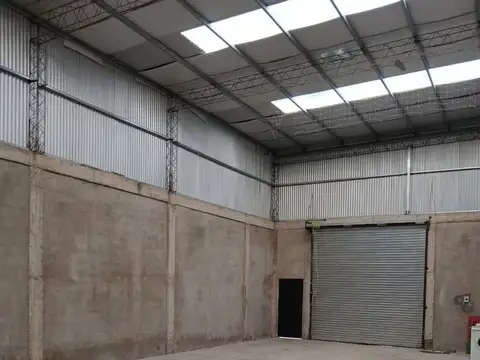 ALQUILER GALPON 150M2 HURLINGHAM