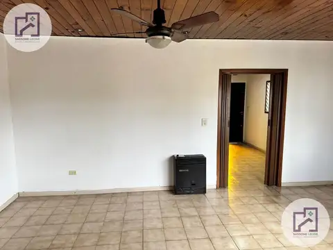 Depto Tipo Casa 3 ambientes con 1 baño