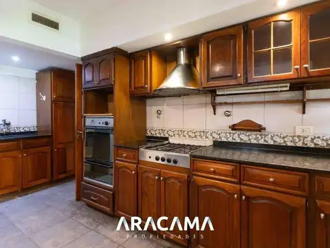 Casa en Venta de 5 dormitorios