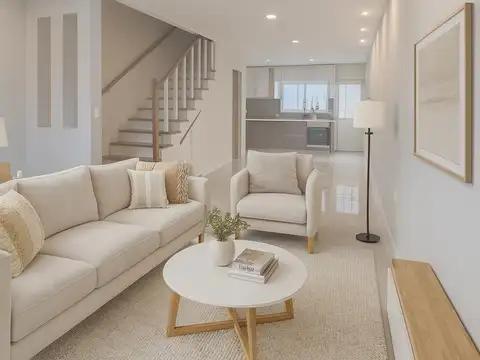 Casa de 3 ambientes con Patio y cochera.