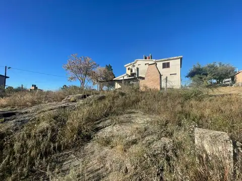 SE VENDE LOTE 692 MTS2 EN VILLA PARQUE SIQUIMAN