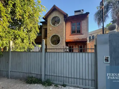 Casa - Barrio Parque Leloir