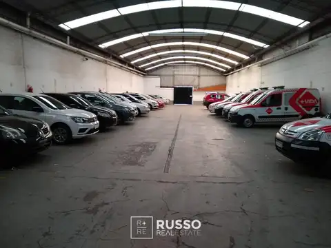 Cochera en Venta de 81  mts largo x 13  mts ancho
