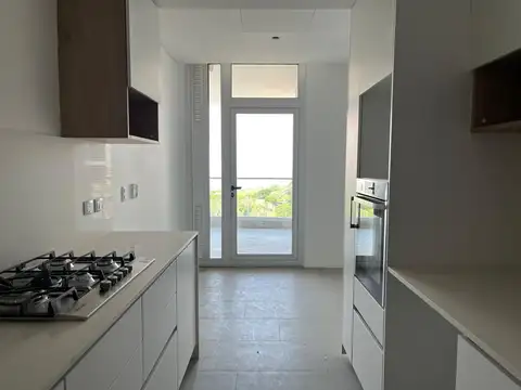 Departamento 4 ambientes con 3 baños