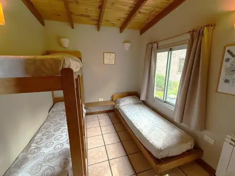 Corbeta Cefiro 300