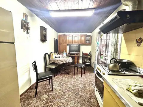 Depto Tipo Casa en Venta en Berazategui, USD 55.000