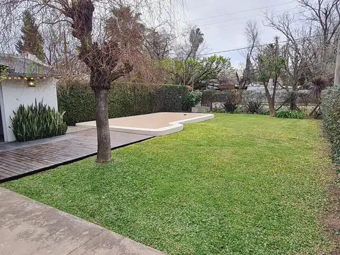 Casa en Alquiler Temporal en Funes, $ 2.200.000