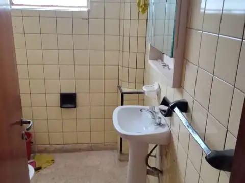 Cochabamba 2400, Piso 1