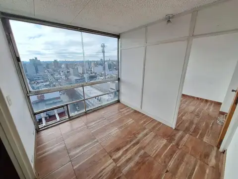 San Lorenzo 2100, Piso 44