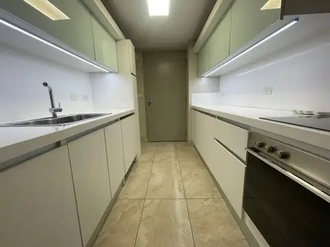 Bustamante y Peña / 3 dor / Balcón Aterrazado y Cochera / Barrio Norte/ Venta