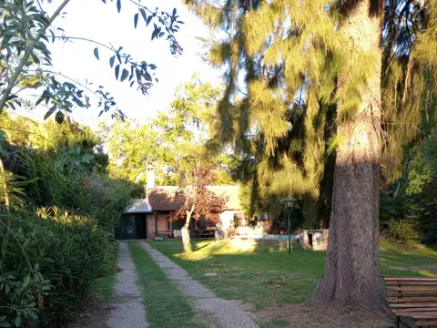 Chalet en excelente LOTE INDUSTRIAL 