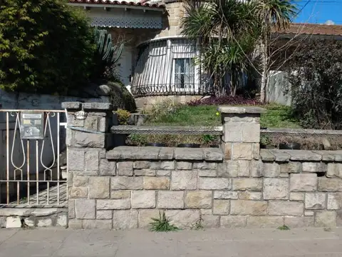 Avenida Rivadavia 23600