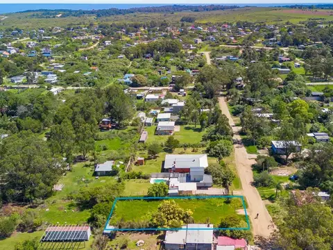 Montevideo esquina Av. Argentina