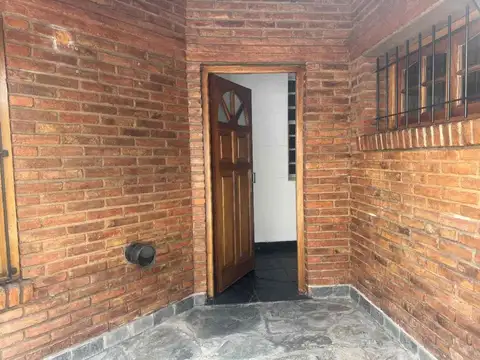 Depto Tipo Casa en Venta 46 años