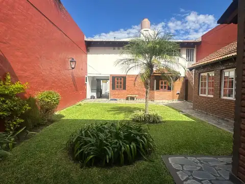 Depto Tipo Casa en Venta de 4 dormitorios