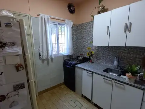 Depto Tipo Casa en Venta 53 años