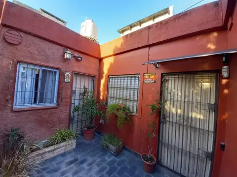 VENTA PH 4 AMBIENTES 2 PATIOS LANUS OESTE