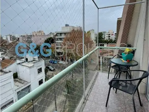 DEPARTAMENTO - CASTELAR