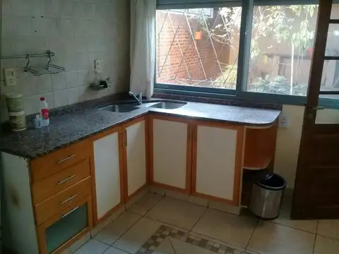 Casa de pasillo - Alquiler