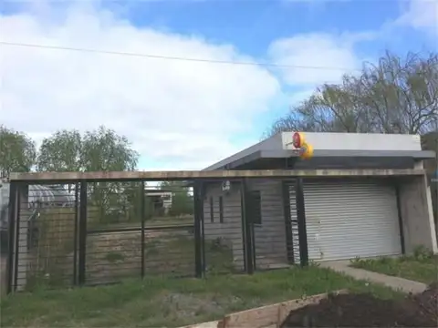 L.M.Drago n° 2120 Esq, Tomas G