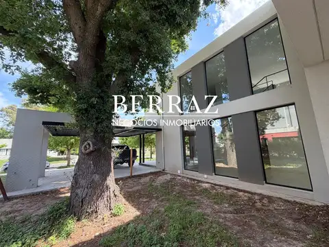 Casa Venta 4 Dormitorios Barrio El Molino Lote de 846 m2 Haras Santa María, Escobar
