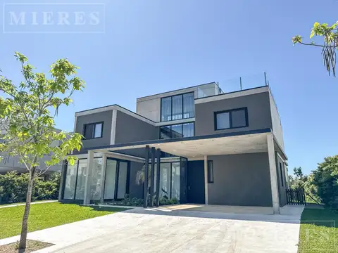 Casa en Alquiler al Este