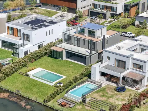 Casa en alquiler anual sin muebles en el Barrio Virazon, Nordelta