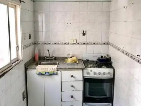 Depto Tipo Casa en Venta 50 años