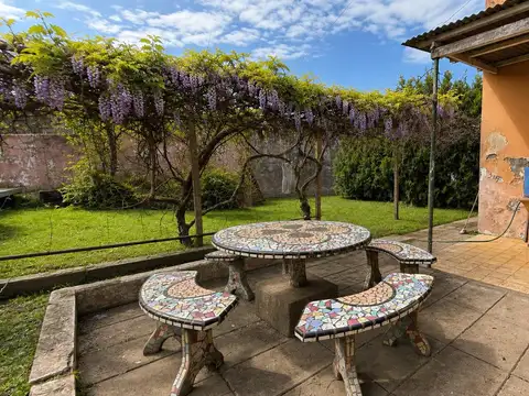 Casa en Venta con 1 cochera