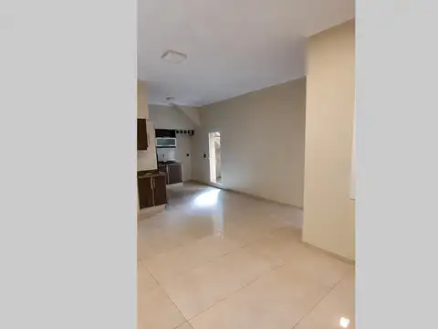 Depto Tipo Casa en Alquiler de 1 dormitorio