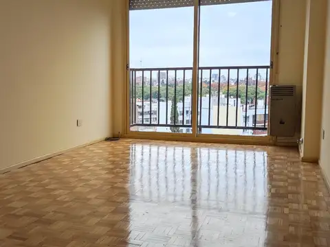 Departamento en Alquiler en Belgrano R, $ 650.000