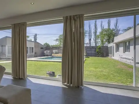 Casa en Venta de 4 dormitorios